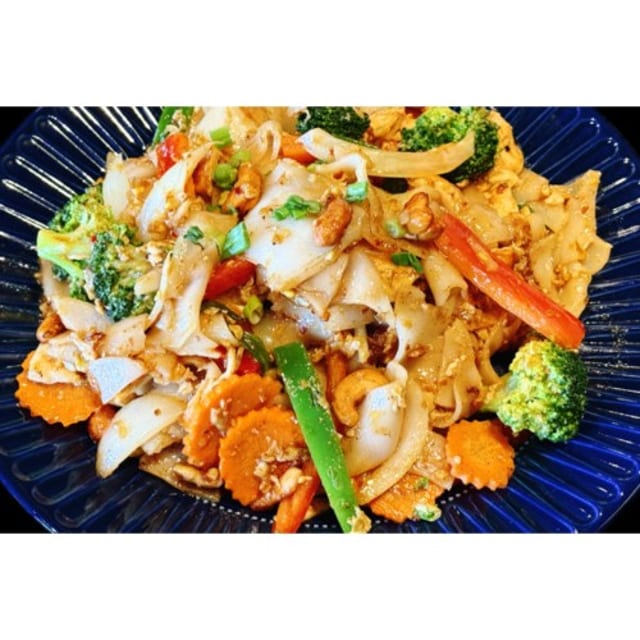Cashew Noodle.